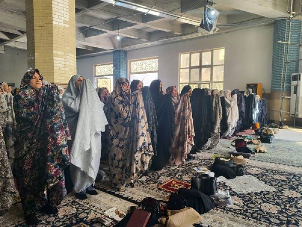 میز خدمت اداره آموزش و پرورش شهرستان قدس در نماز جمعه