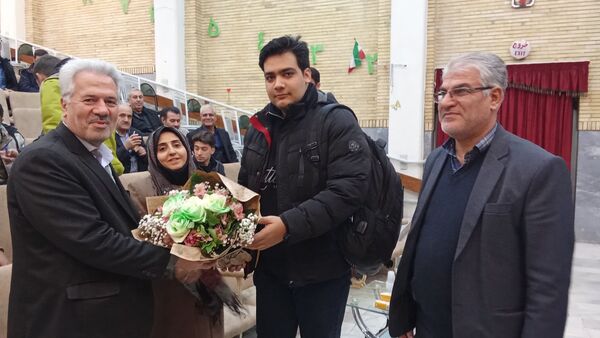  همایش تجلیل از نخبگان کنکور شهرستان اسکو 