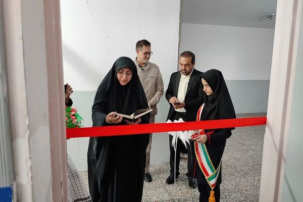 کلاس‌های دبستان دخترانه بعثت ۲ به نام مقدس شهدای شهریار