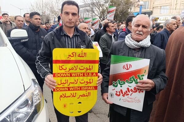 راهپیمایی باشکوه ۲۲ بهمن در اسلام‌آباد غرب