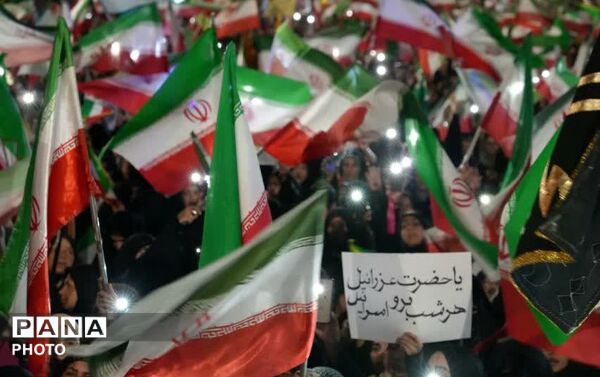 هم‌صدایی مردم فردیس در سوگ رهبر شهید و محکومیت حملات تروریستی