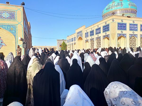 نماز عید فطر ۱۰ هزار نفری در کاشمر 