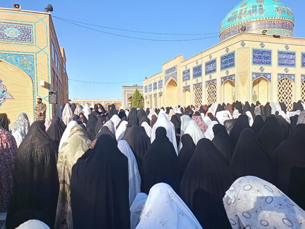 نماز عید فطر ۱۰ هزار نفری در کاشمر 