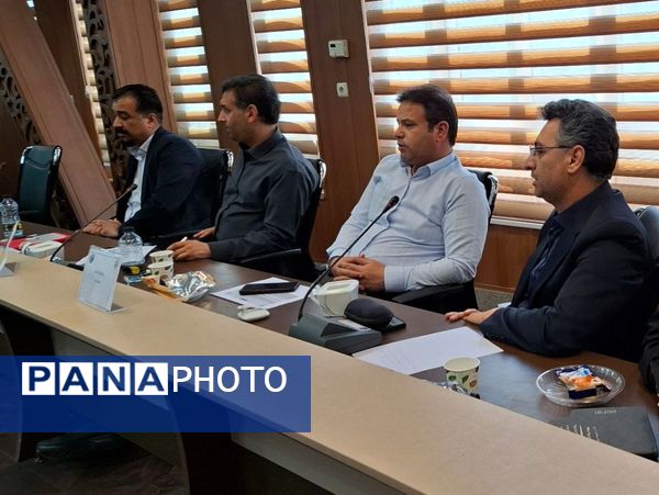 برگزاری دومین جلسه کمیته هدایت تحصیلی در مشهد 