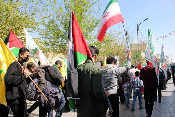 اعلام همبستگی مردم قم با فلسطین در راهپیمایی روز جهانی قدس