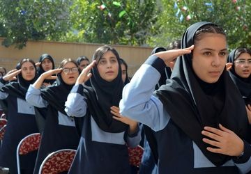 زنگ بازگشایی مدارس، زنگ روشنایی و مقاومت در بهارستان‌دو