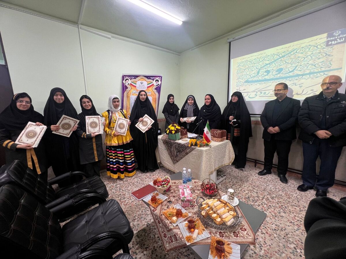 بزرگداشت بزرگان علم وادب، سبب رونق بخشی هویت ملی می‌شود 