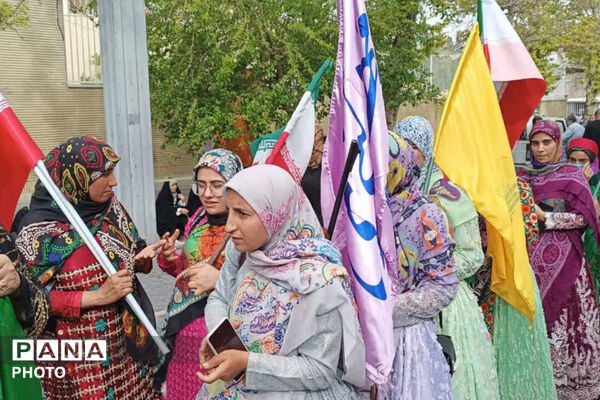 اجتماع دختران جان فدای ایران در شیراز
