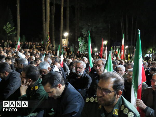 خروش مردم  خلیل آباد در حمایت از رزمندگان اسلام