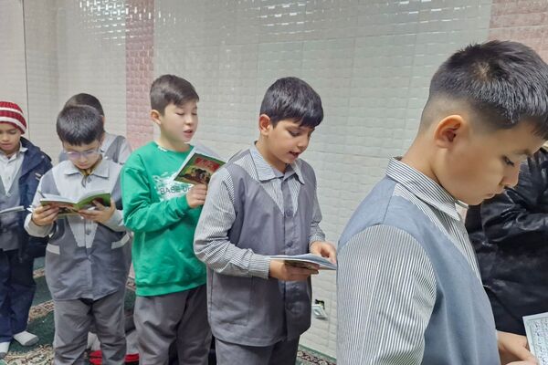یلدای مهدوی در دبستان بانو ابوالوفا ناحیه دو شهرری 