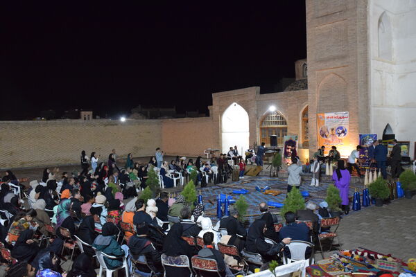 طنین بهار در دیار مهر 
