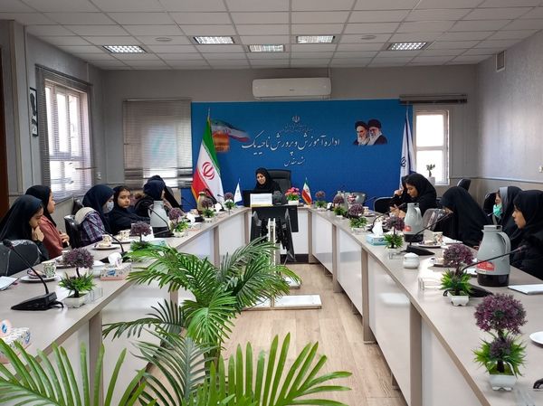 کارگاه توانمندسازی همیارمشاوران ناحیه یک 