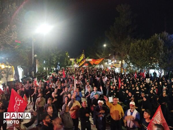 حضور پرشور مردم شهرستان نیشابور در صد و شصت و پنجمین شب از اجتماعات در حسینیه امام خمینی