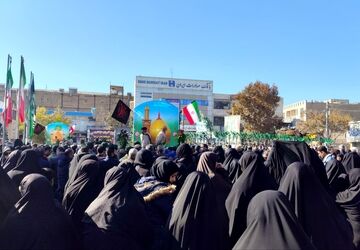 پیکر مطهر شهیدان گمنام میهمان آسمانی مادر سادات 