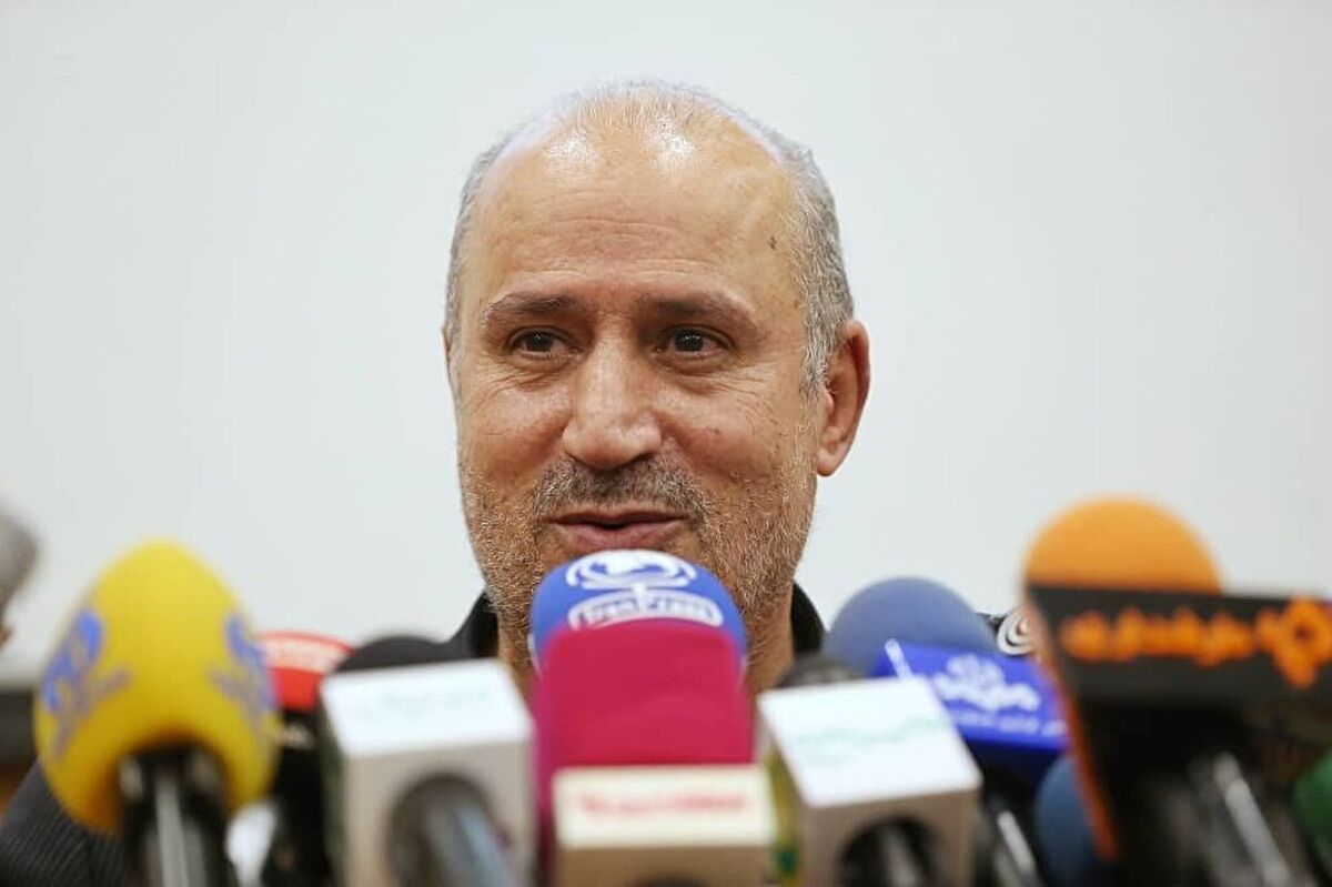 وزیر ورزش و جوانان به اهمیت فوتبال اشراف دارد