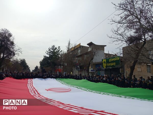 حضور حماسی مردم در راهپیمایی روز قدس در نیشابور 