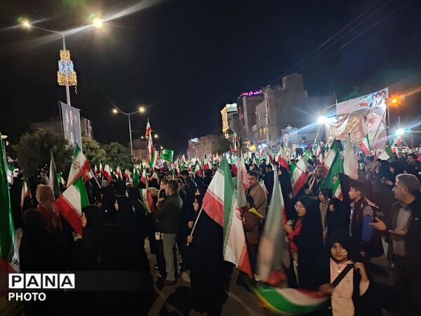 قاب پانا میزبان اجتماع پرشور مردمان ولایت مدار نیشابور در بلوار فضل