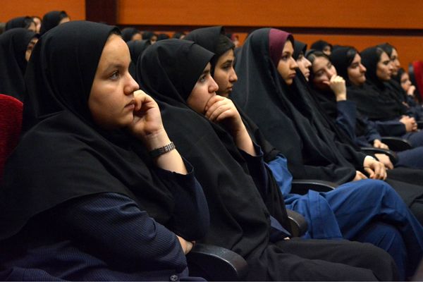 مدرسه انقلاب در بهارستان‌دو به ایستگاه پایانی رسید