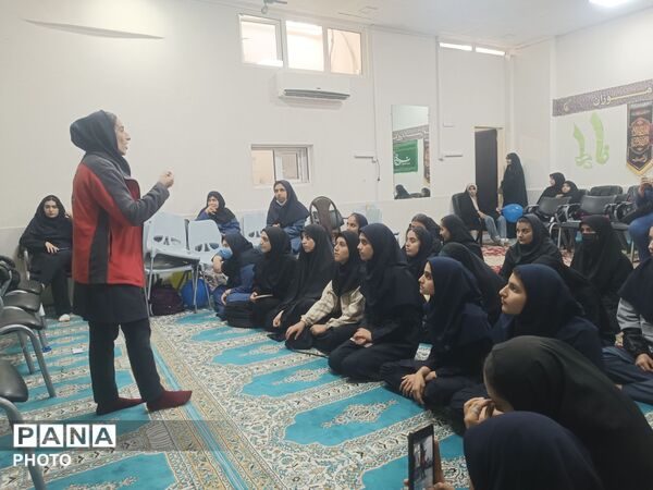 آموزش، مهارت و نشاط در اتحادیه انجمن‌های اسلامی دانش‌آموزان کردستان شهرستان سنندج 