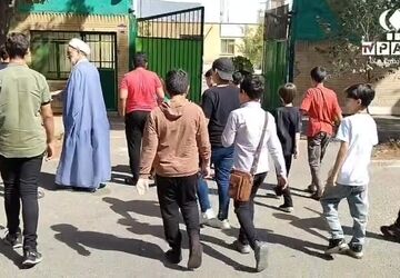 آشنایی نوجوانان شهر کهک با خطرات مواد مخدر