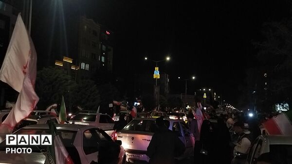 سی شب بلوار فضل میزبان رژه ماشینی شد 