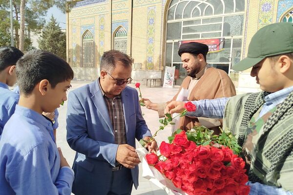 گرامیداشت هفته دفاع مقدس و جهاد تبیین در ناحیه دو شهرری 