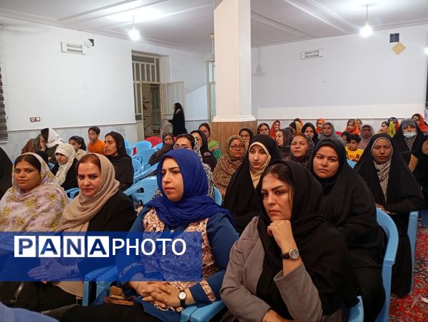 رونمایی از کتاب «ارگیز گردنی» در شمیل بندرعباس