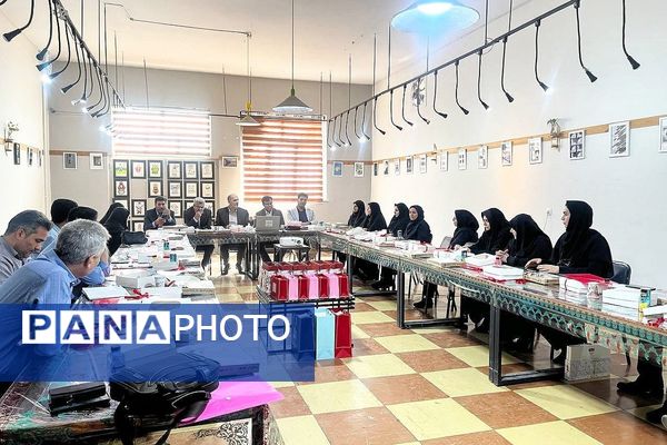 برگزاری همایش مدیران هنرستان‌های هیات امنایی شهرستان‌های استان تهران 