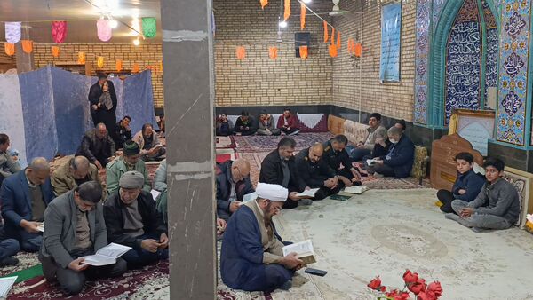 جشن ولادت امام عصر (عج)  در مسجد امام حسین شهر سفیددشت 