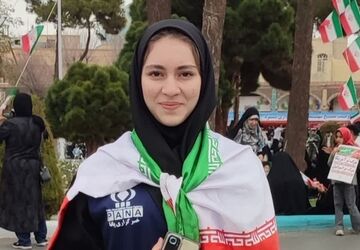 این جمعیت برای چه آمده بود؟