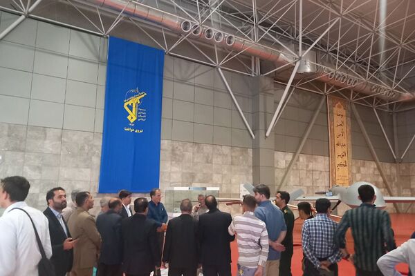 بازدید بسیج دانش‌آموزی بهارستان 2 از نمایشگاه هوافضا سپاه پاسداران