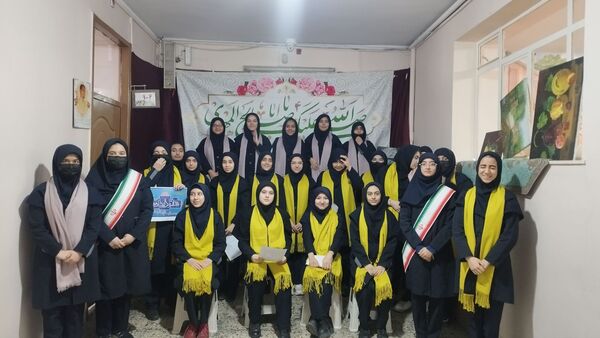 زنگ انقلاب در دبیرستان شاهد تکتم نواخته شد