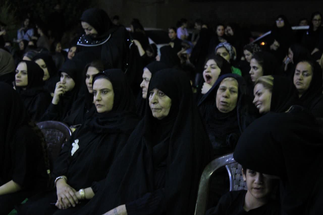 مراسم عزاداری و تعزیه خوانی شب هشتم محرم در گچساران 