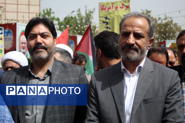 تجمع بزرگ دانش‌آموزان و فرهنگیان در حمایت از مردم مظلوم غزه و فلسطین