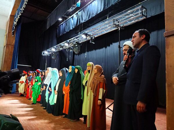 نمایش دختران آفتاب؛ دخترانی که راوی کربلا شدند
