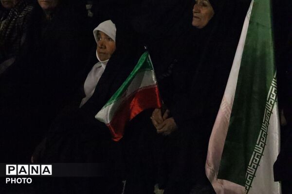 اجتماع مردمی بیعت با رهبر انقلاب در نیشابور 