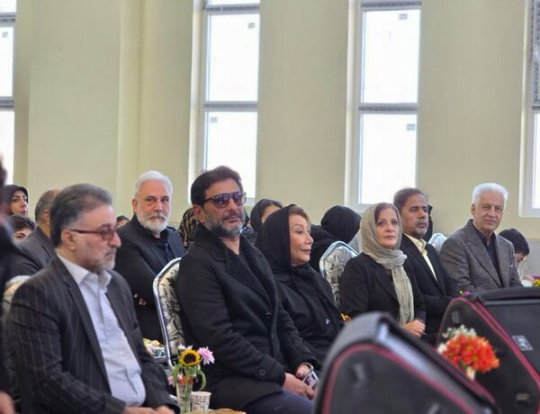 کلنگ نخستین مدرسه زنده‌یاد پیام راهب در قمصر به زمین زده شد