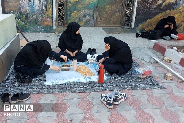 اجرای طرح صبحانه سالم در هنرستان فنی حرفه ای قدس 