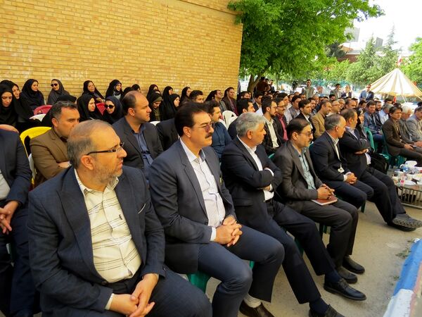 تقدیر از کارکنان‌ اداره‌کل آموزش و پرورش خراسان شمالی 