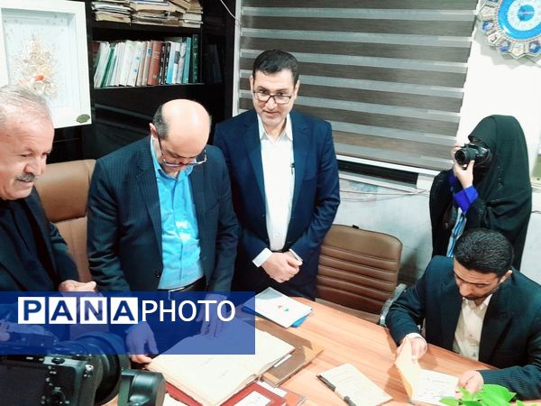 بازدید معاون وزیر و رئیس مرکز اطلاع رسانی و روابط عمومی وزارت آموزش و پرورش از مدرسه ماندگار سعادت بوشهر