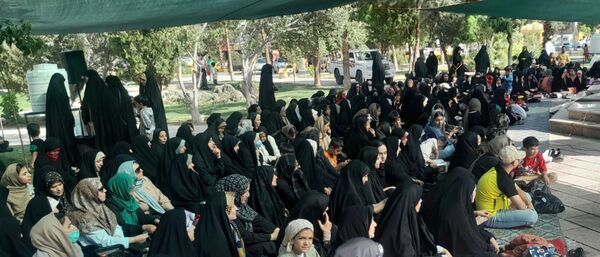  مراسم ختم دعای عرفه کنار مزار شهدای گمنام نسیم شهر 