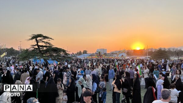 خروش عاشقان امیرالمؤمنین(ع) در مهمانی بزرگ غدیر تهران