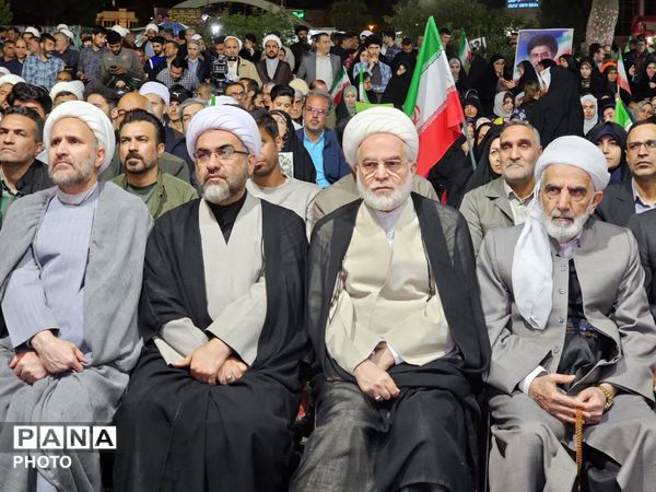 تجدید میثاق مردم سنندج با آرمان‌های انقلاب