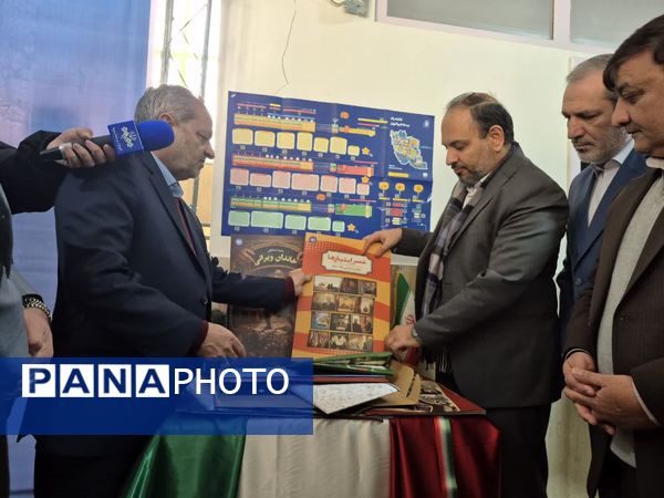 صدای انقلاب طنین انداز شد