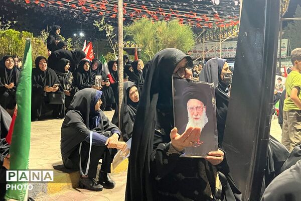 تجمعات شبانه مردم؛ تجدید عهد با آرمان‌های رهبر شهید و لبیک به رهبر