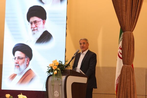 همایش خیرین مدرسه‌ساز و آیین کلنگ زنی بزرگترین مجموعه هنرستانی کشور در کاشان