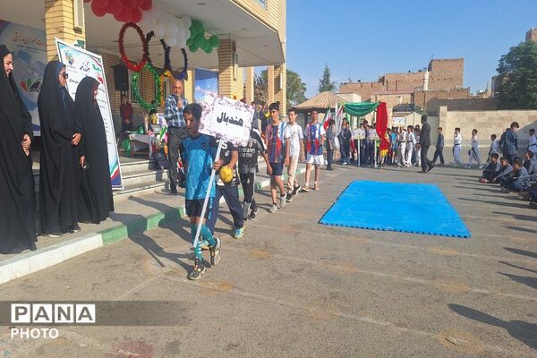 طنین زنگ ورزش و هفته المپیاد ورزشی درون‌مدرسه‌ای در دبستان ایمان ورامین