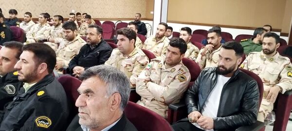  محفل نورانی انس با قرآن کریم در آموزش و پرورش کلات 