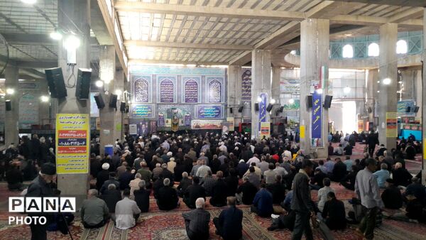 قاب پانا میزبان نماز جمعه مسجد جامع نیشابور