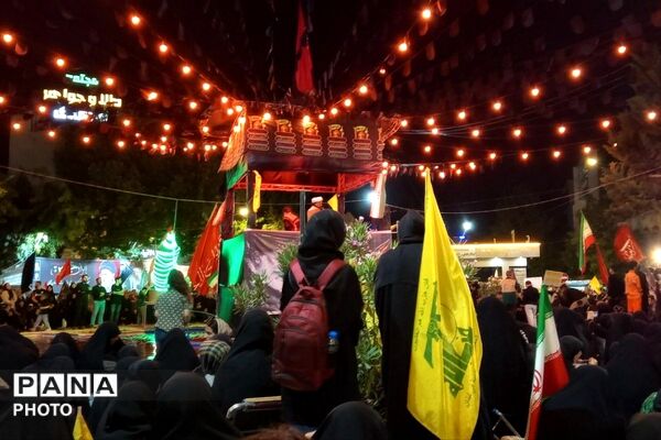 نوای عشق حسینی در میادین بجنورد طنین‌انداز شد